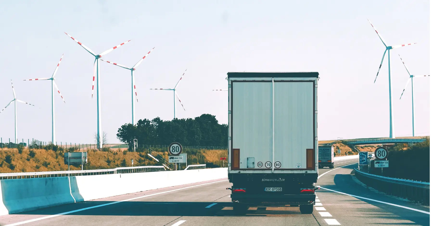 3 Fleet Management Myths That Cost Companies Money