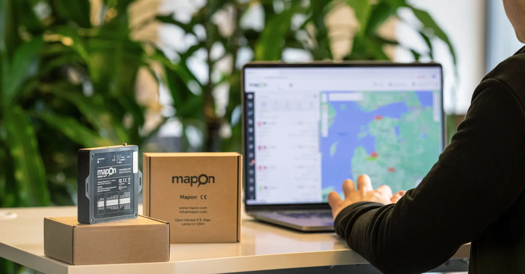 Mapon Expert: edistynyt telemetrialaite tehokkaaseen kalustonhallintaan