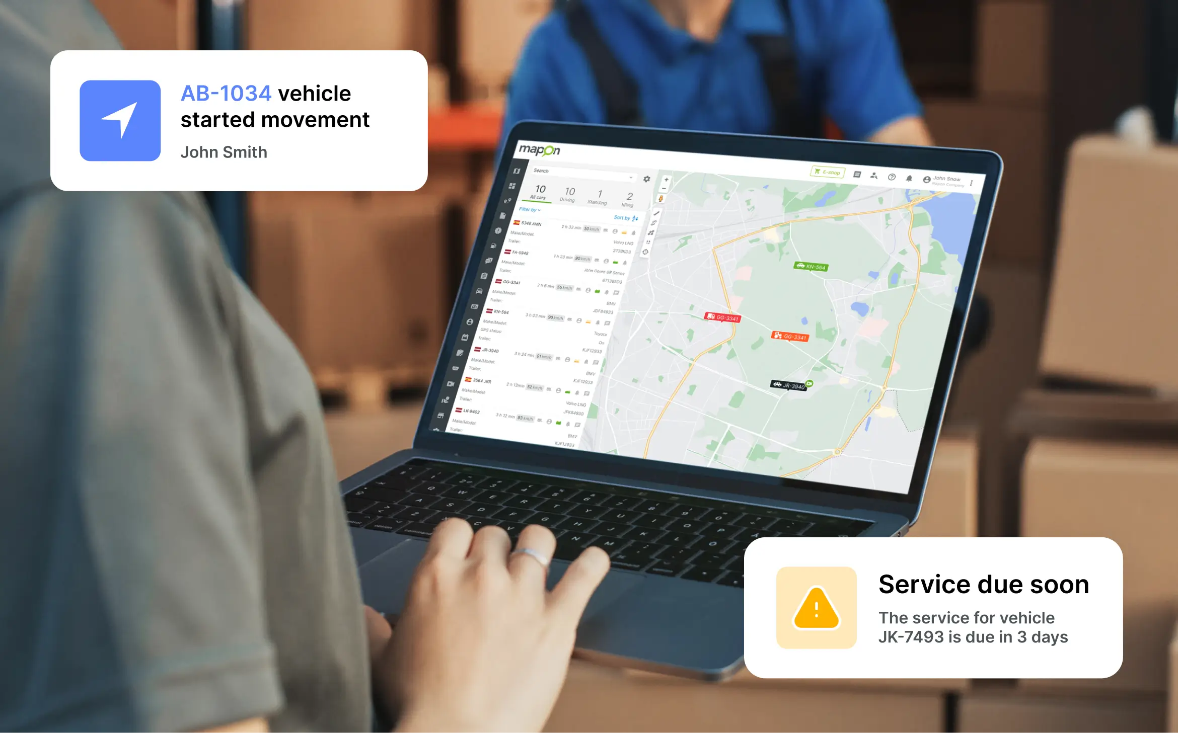 A fleet manager uses the Mapon platform's real time map feature.