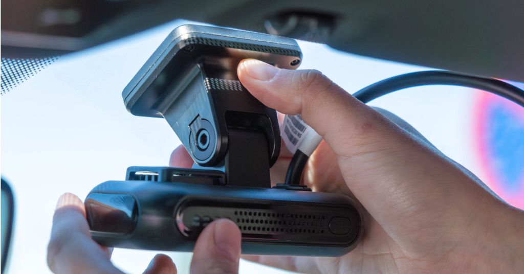 Las dashcams son una de las soluciones Plug & Play más populares de Mapon