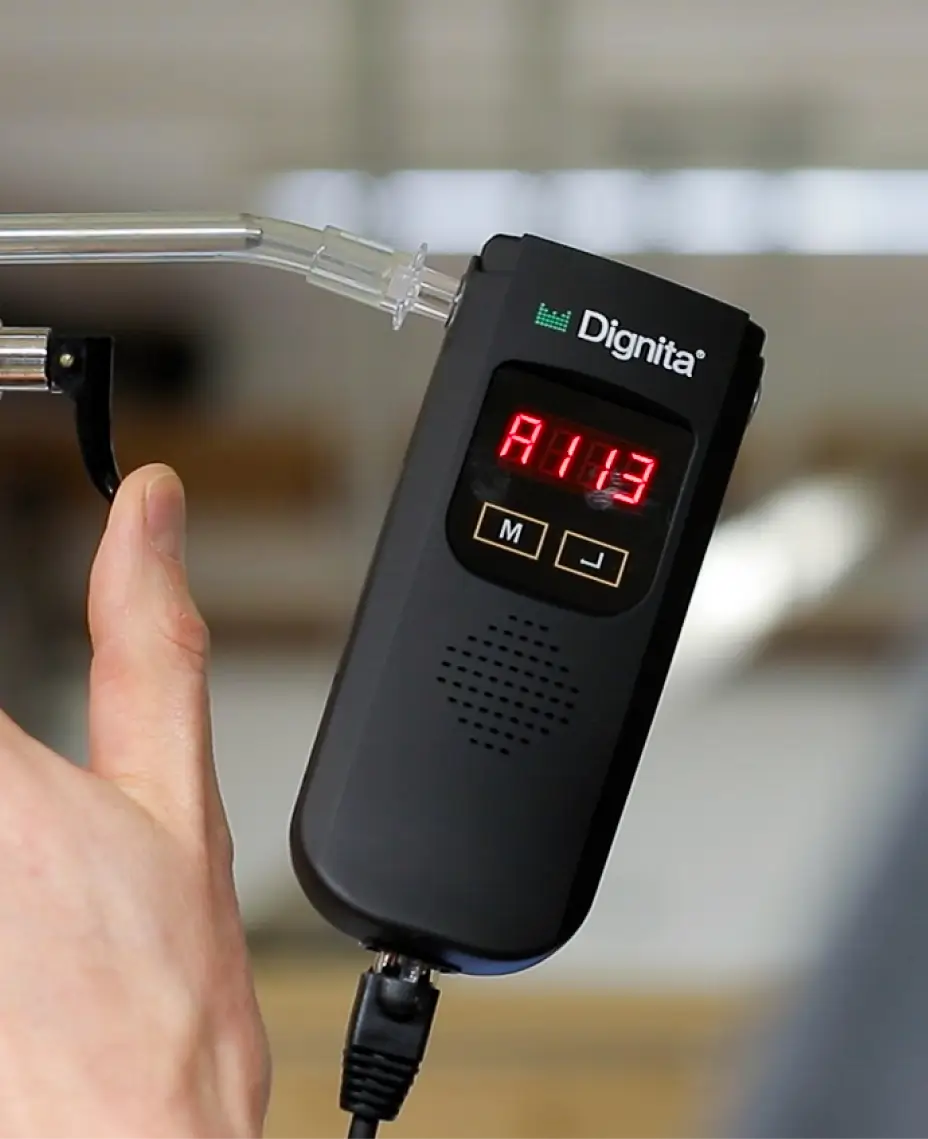 Alcohol interlock device for driver breath analysis, integrated with the Mapon fleet management platform